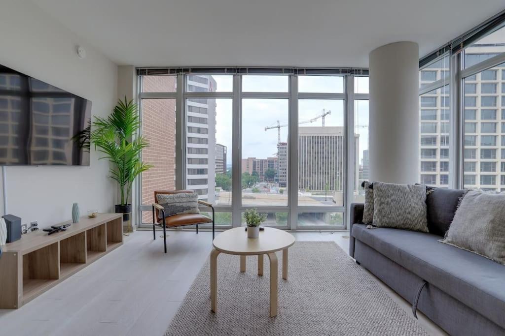 Wonderful 2Br Apartment At Crystal City Arlington Eksteriør bilde