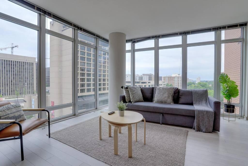 Wonderful 2Br Apartment At Crystal City Arlington Eksteriør bilde