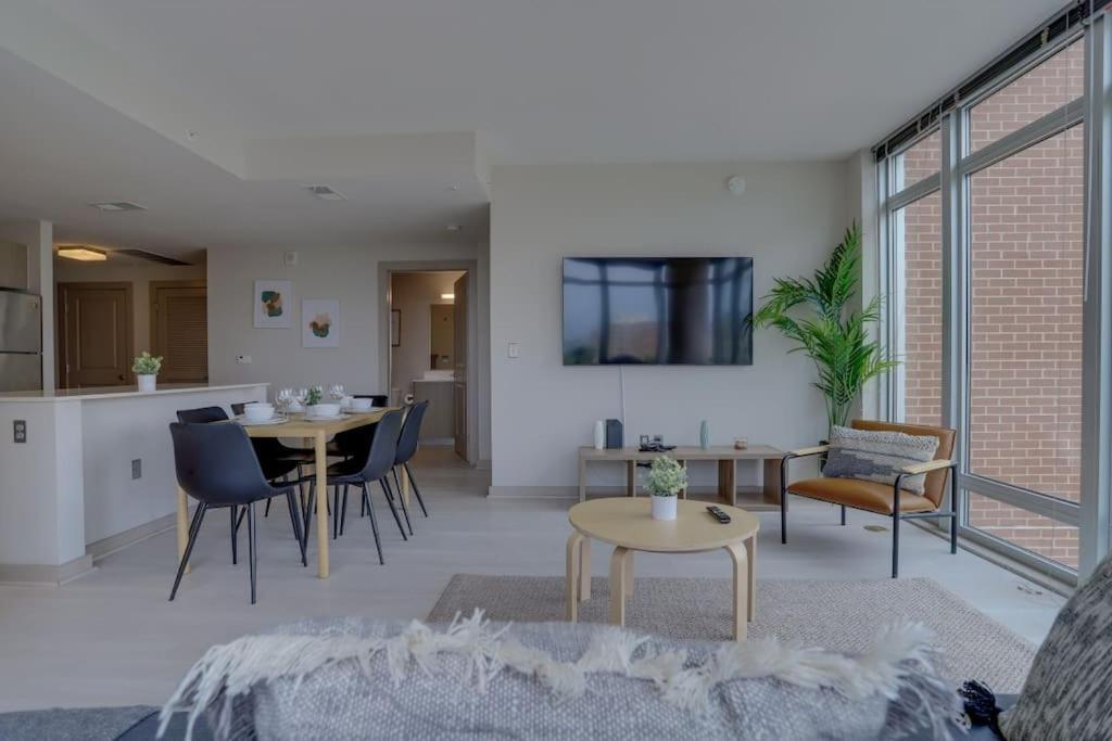 Wonderful 2Br Apartment At Crystal City Arlington Eksteriør bilde
