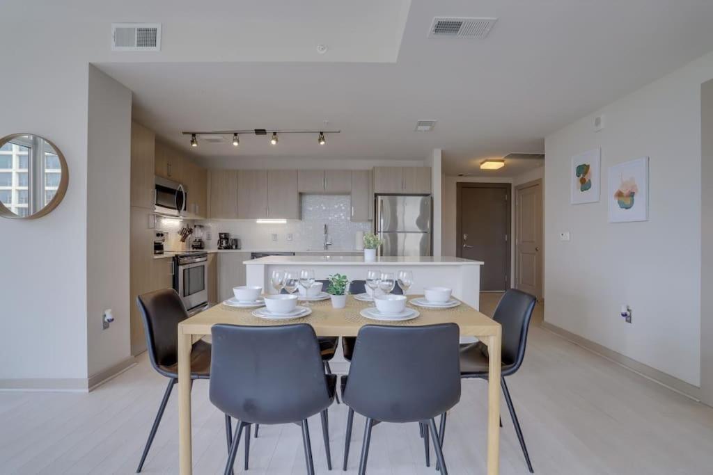 Wonderful 2Br Apartment At Crystal City Arlington Eksteriør bilde