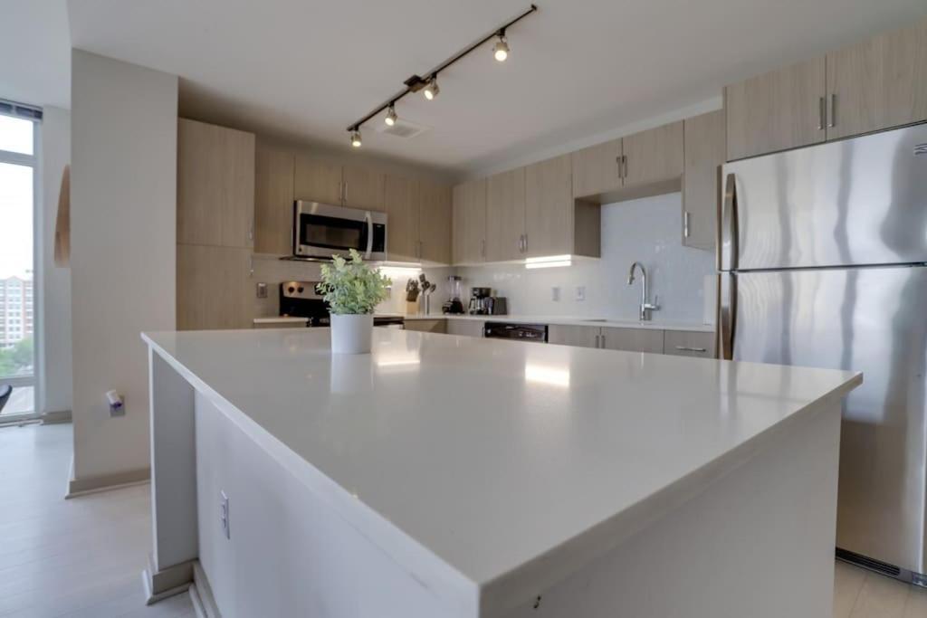 Wonderful 2Br Apartment At Crystal City Arlington Eksteriør bilde